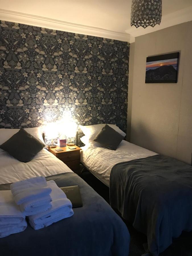 Dale View Bed & Breakfast Holmrook Extérieur photo