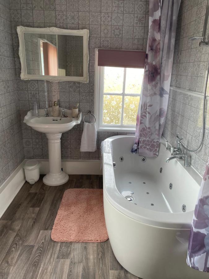 Dale View Bed & Breakfast Holmrook Extérieur photo